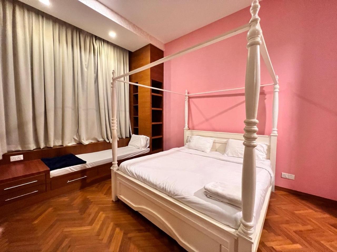 Aparthotel Profolio @ Straits Quay Tanjung Tokong Zewnętrze zdjęcie