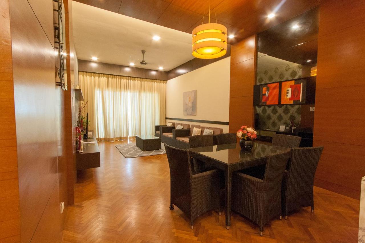 Aparthotel Profolio @ Straits Quay Tanjung Tokong Zewnętrze zdjęcie