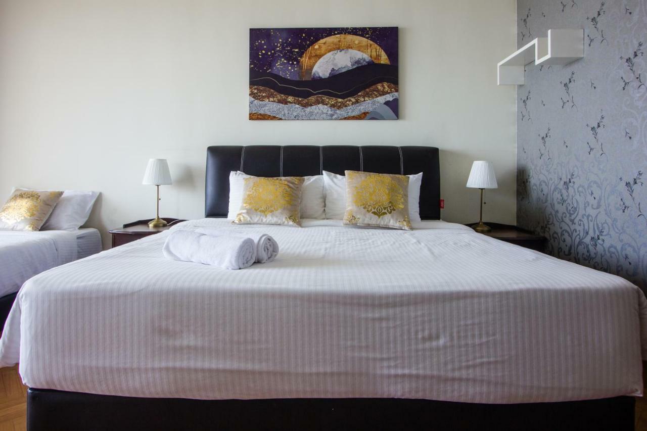 Aparthotel Profolio @ Straits Quay Tanjung Tokong Zewnętrze zdjęcie