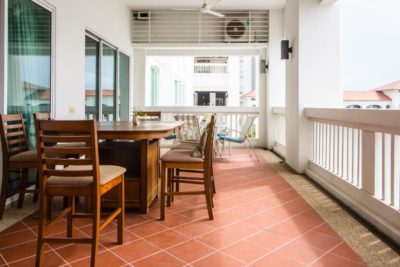 Aparthotel Profolio @ Straits Quay Tanjung Tokong Zewnętrze zdjęcie